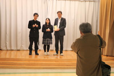 美瑛新聞記者の登場でとても緊張。